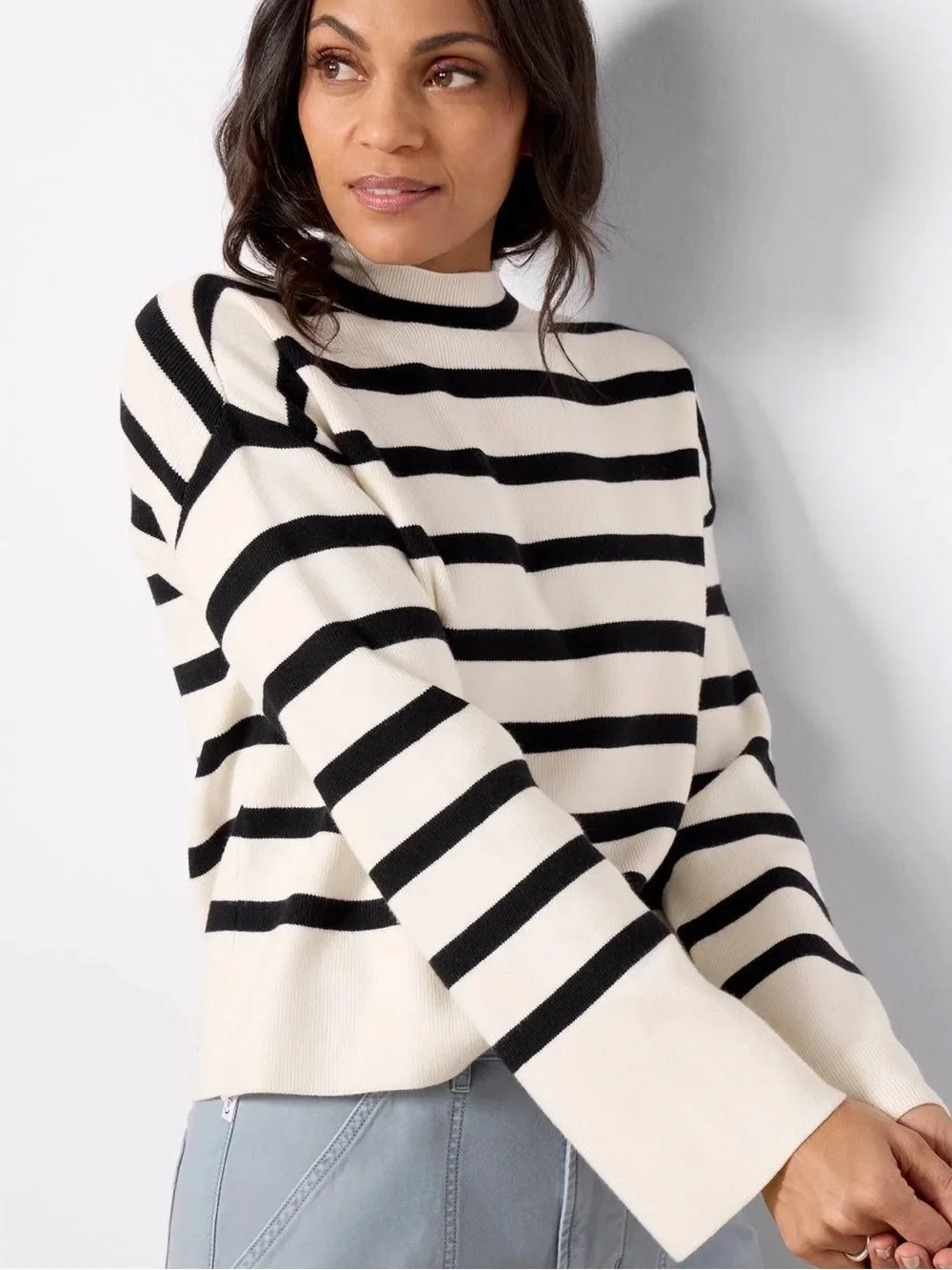 Evereve Bonnie Mock Neck Pullover Size Large